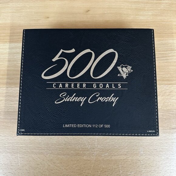 Pittsburgh Penguins Sidney Crosby 2 Medallion Puck Set 500 Goal Gold/Black - Picture 2 of 7